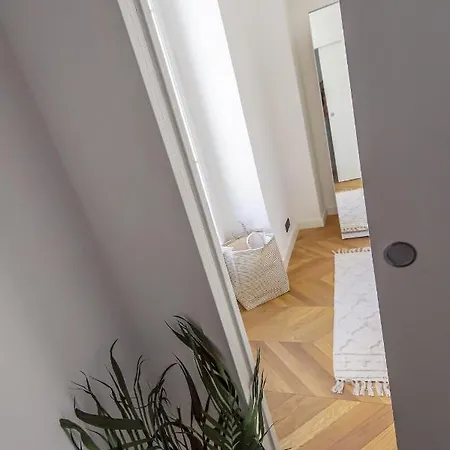 Charming 2 Refurbished Super Center 205a Apartamento Nice