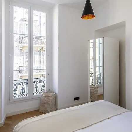 Charming 2 Refurbished Super Center 205a Apartamento *